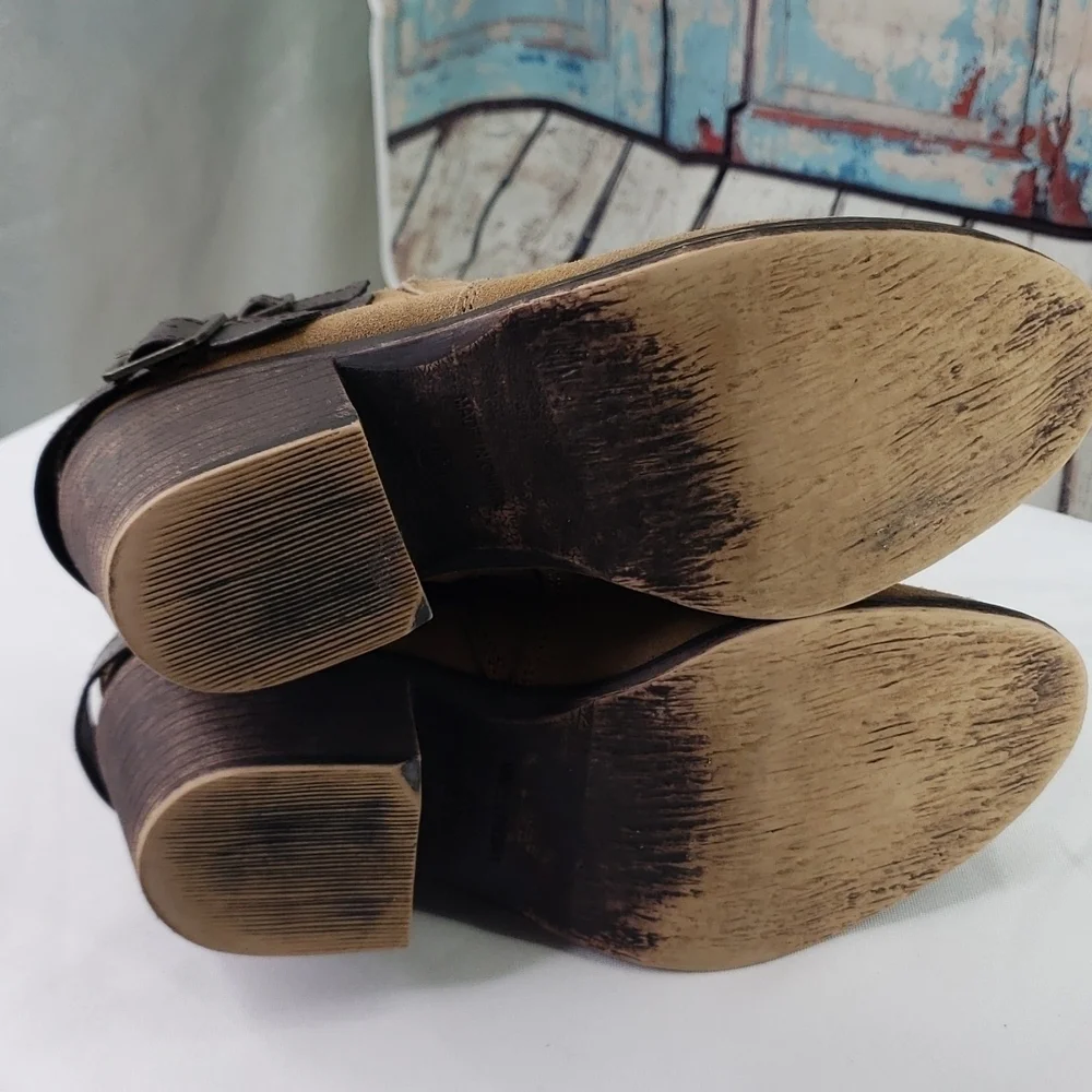Coach and‎ Four Ivory Buckle Strap Ankle Boots